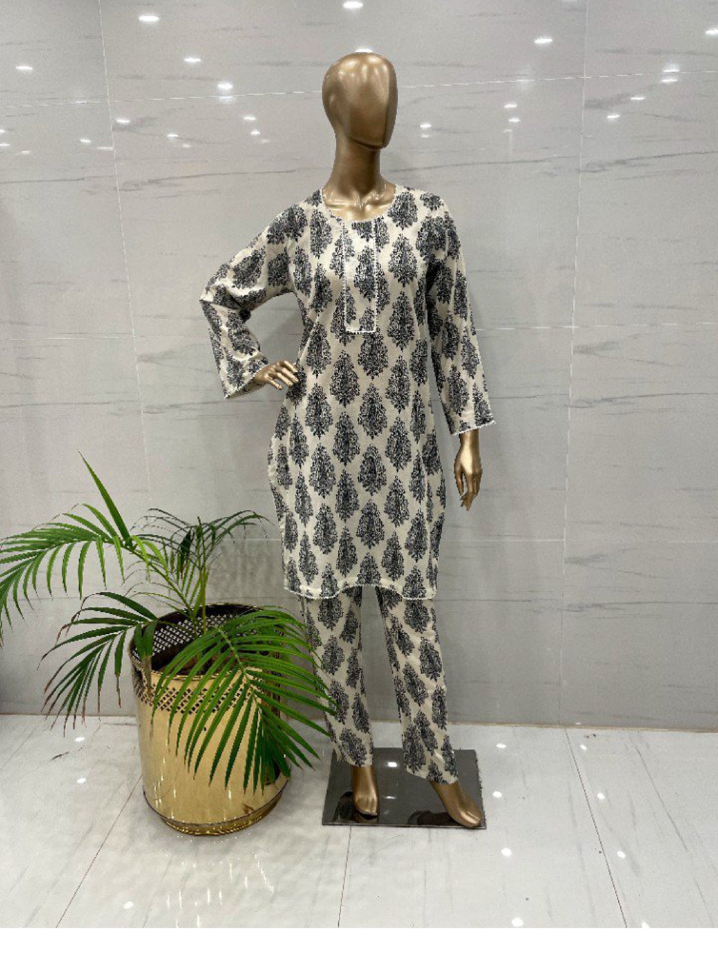 Printed Viscose Stitched Suit 2PCs (White)